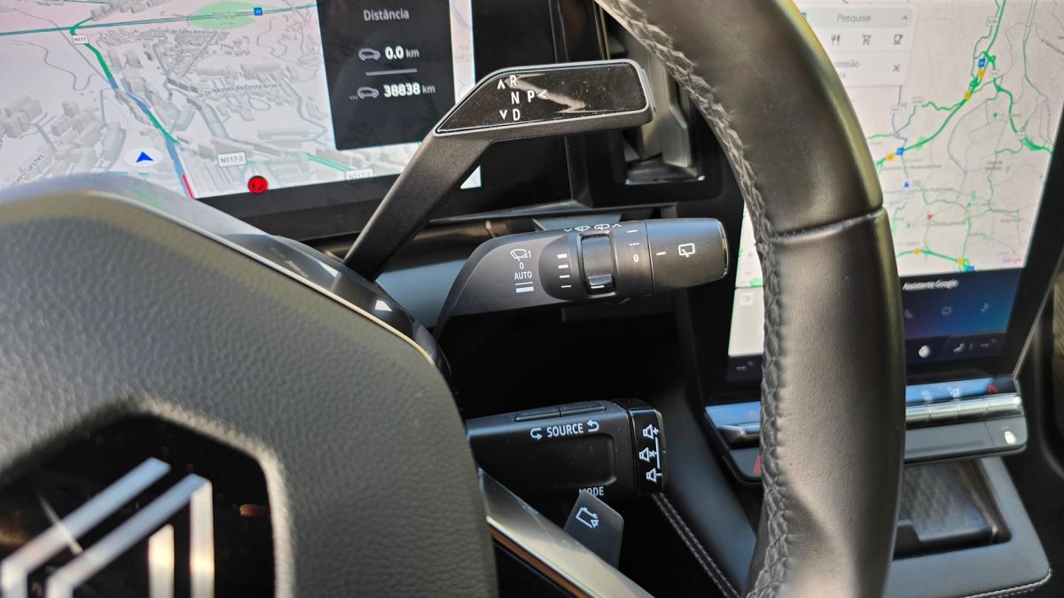 renault-megane-e-tech-2023-eletrico-0cc