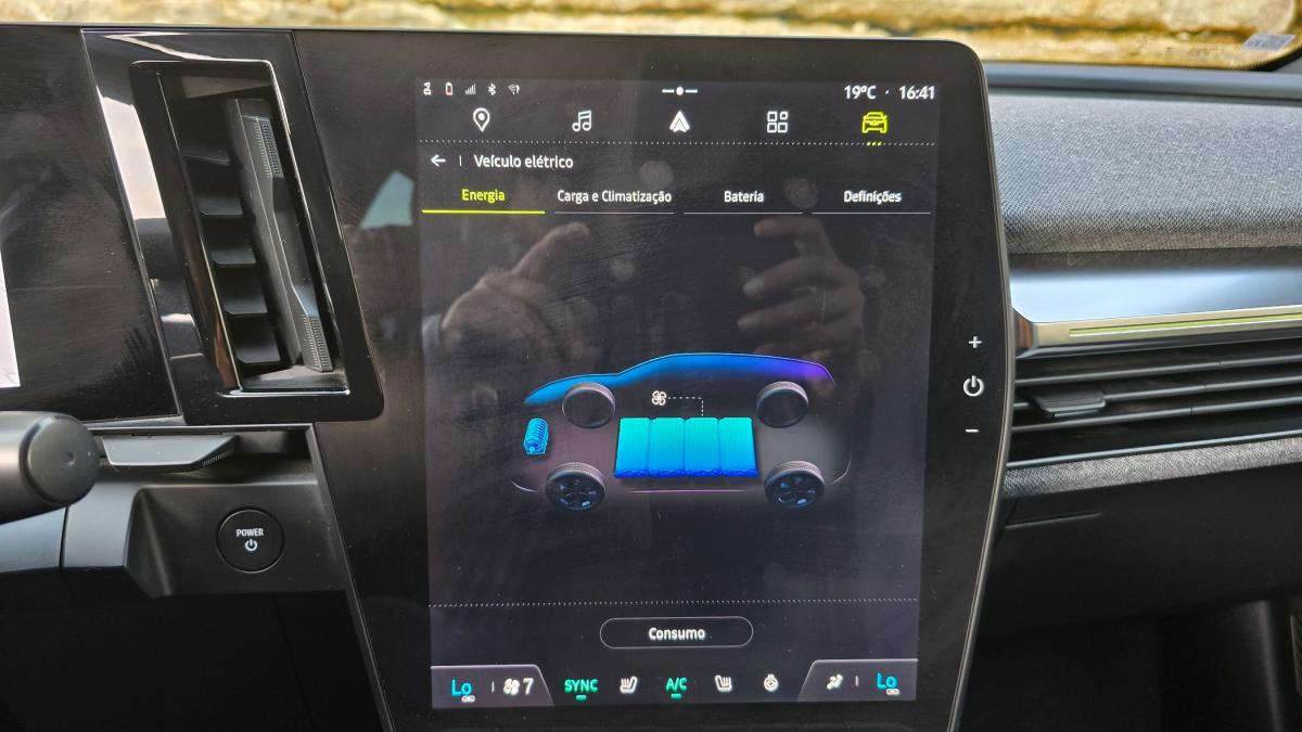 renault-megane-e-tech-2023-eletrico-0cc