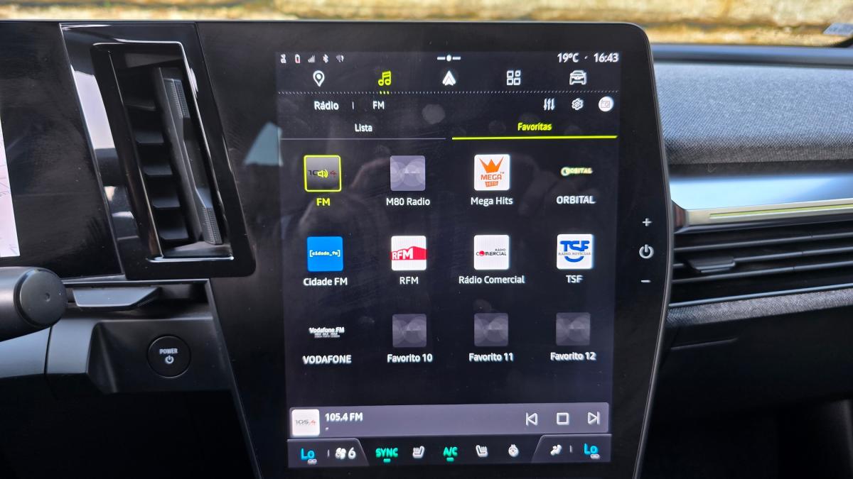 renault-megane-e-tech-2023-eletrico-0cc