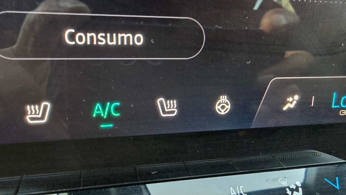 renault-megane-e-tech-2023-eletrico-0cc