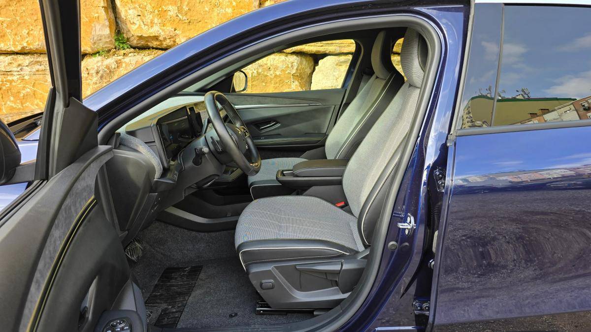 renault-megane-e-tech-2023-eletrico-0cc