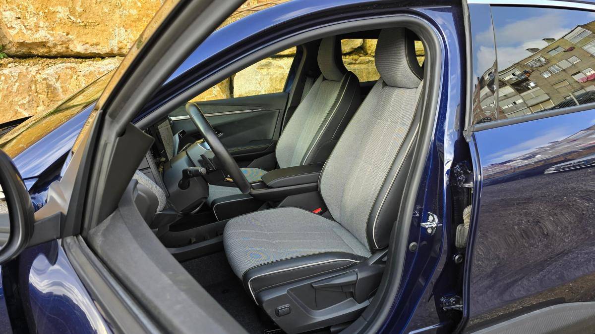 renault-megane-e-tech-2023-eletrico-0cc