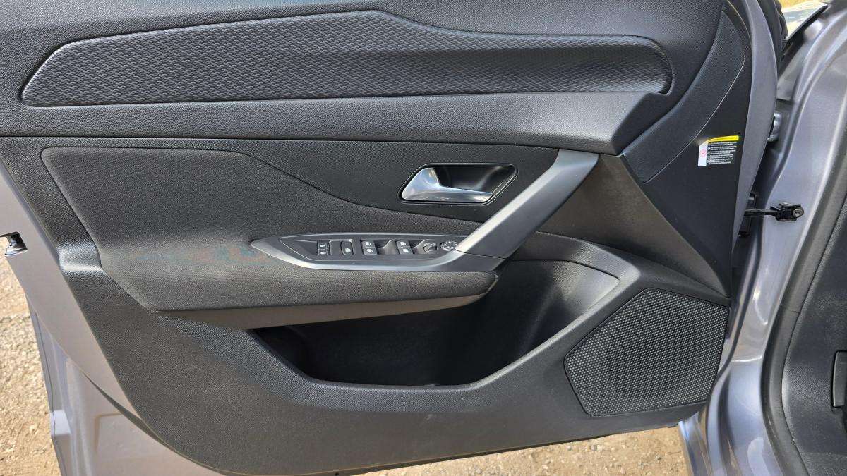 peugeot-308-2022-diesel-1499cc