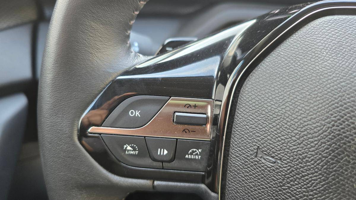 peugeot-308-2022-diesel-1499cc