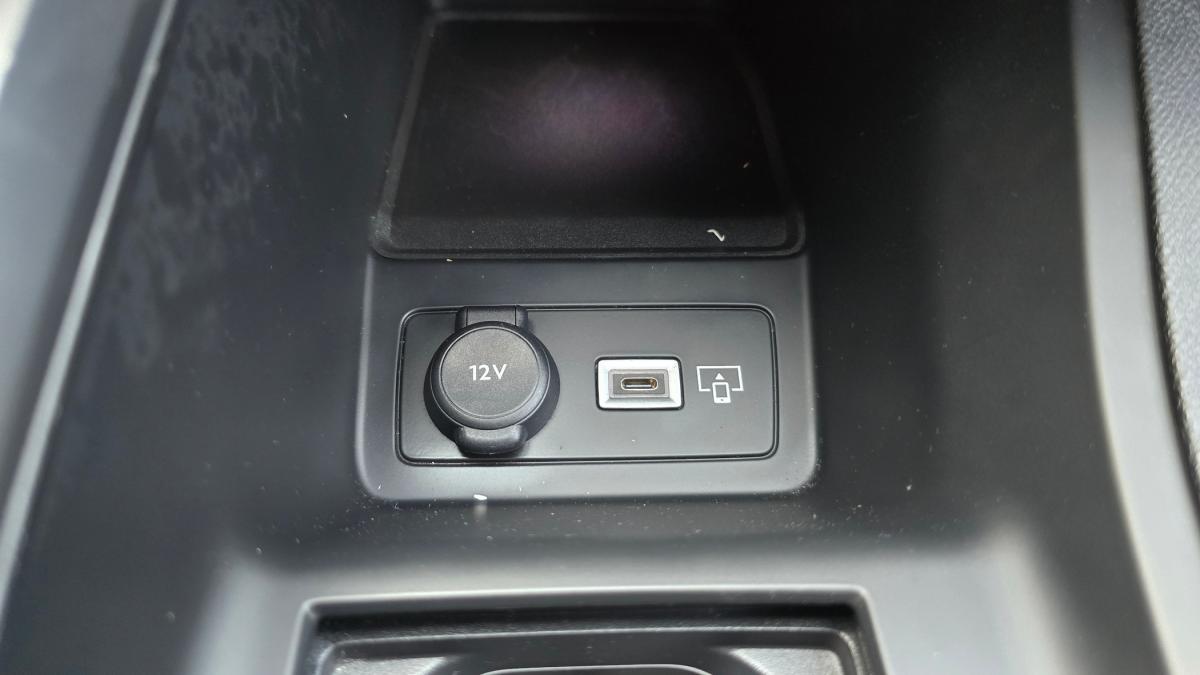 peugeot-308-2022-diesel-1499cc