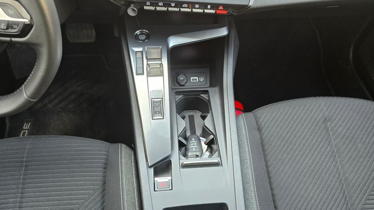 peugeot-308-2022-diesel-1499cc