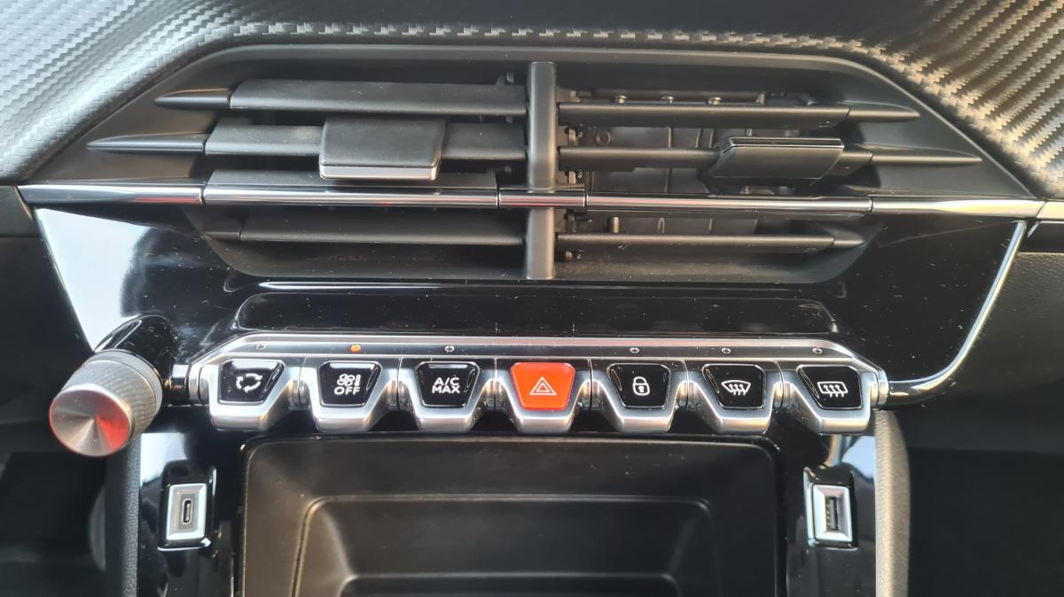 peugeot-208-2020-diesel-1499cc