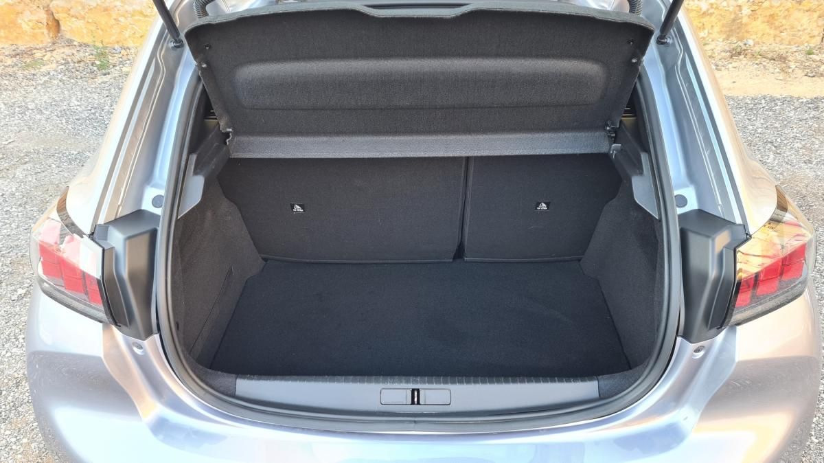 peugeot-208-2020-diesel-1499cc