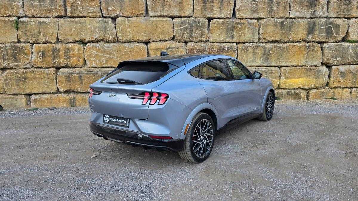 ford-mustang-2022-eletrico-0cc