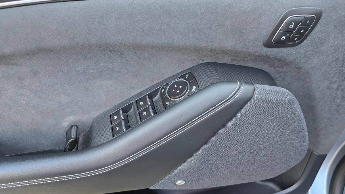 ford-mustang-2022-eletrico-0cc
