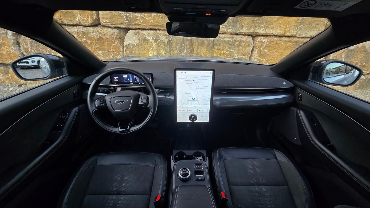 ford-mustang-2022-eletrico-0cc