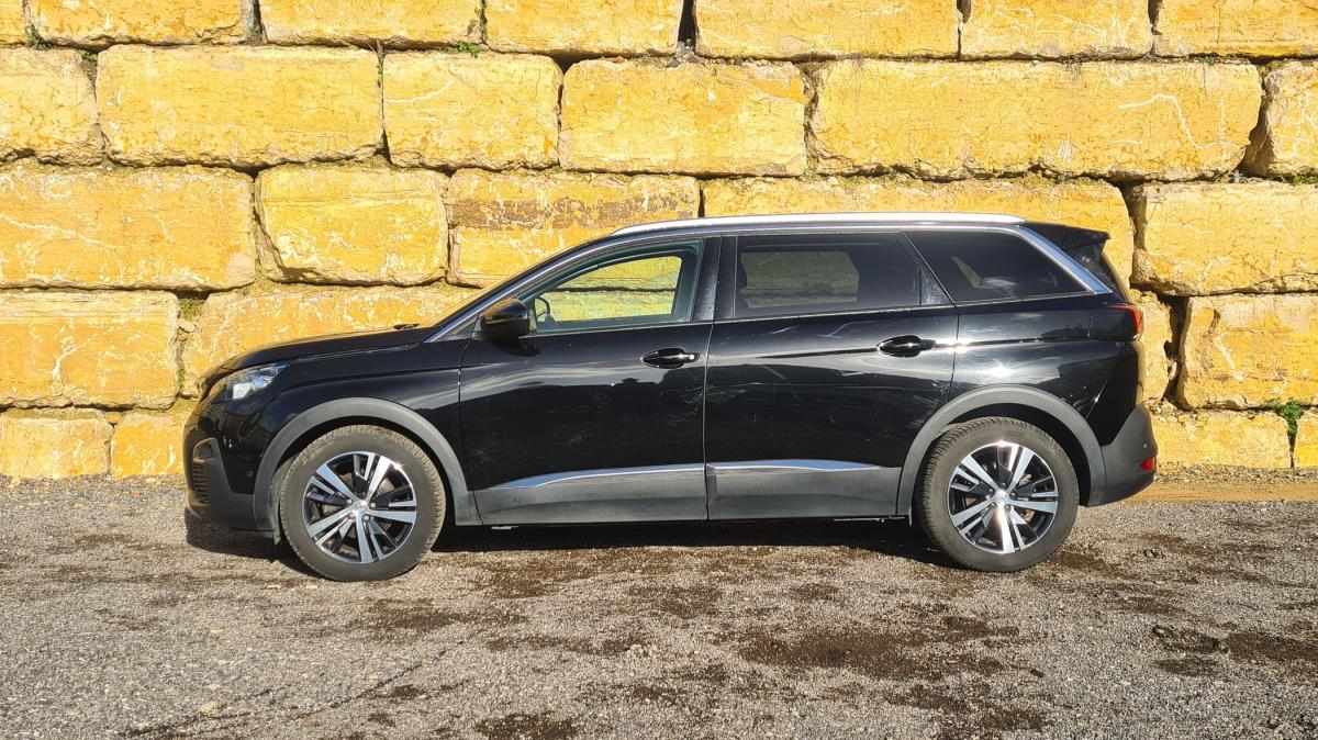 peugeot-5008-2019-diesel-1499cc