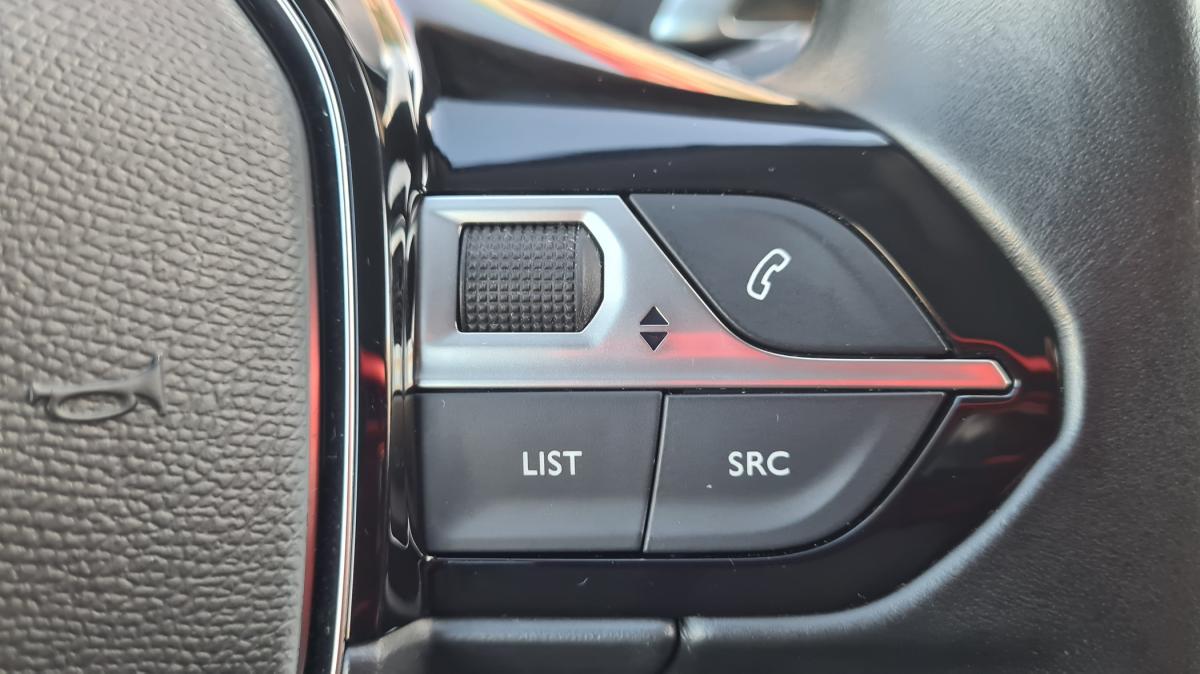 peugeot-5008-2019-diesel-1499cc