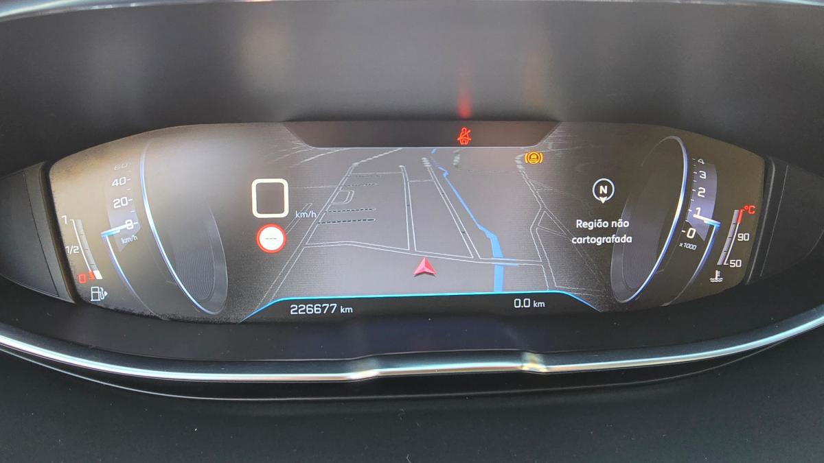 peugeot-5008-2019-diesel-1499cc