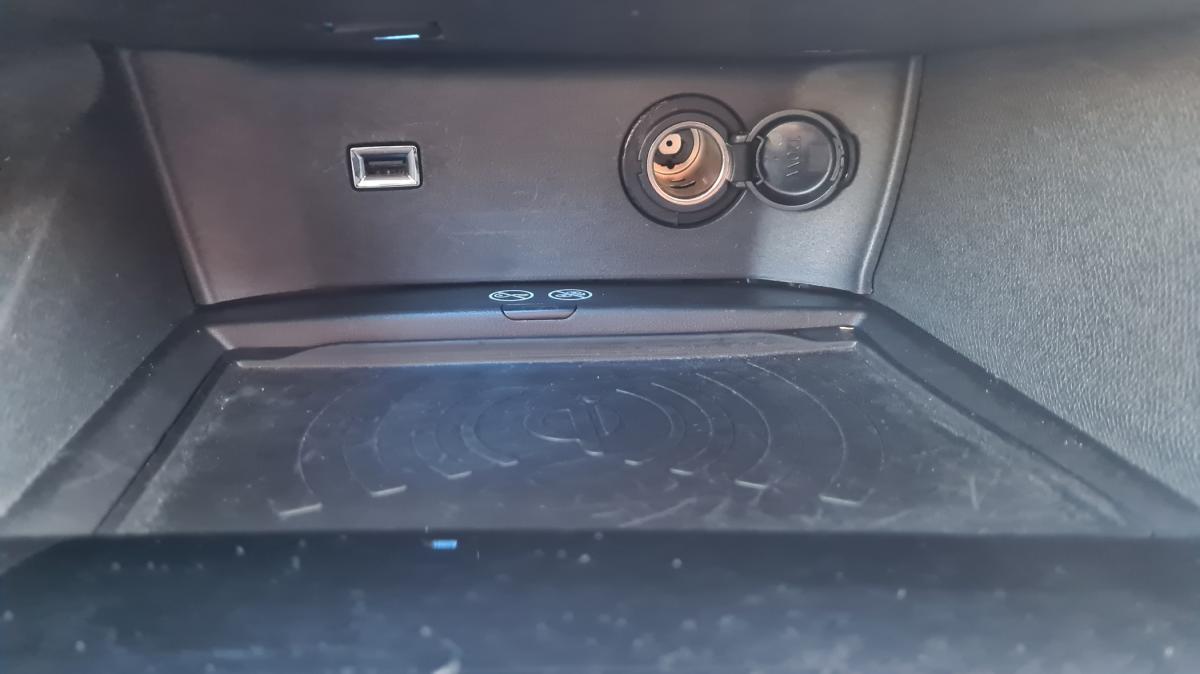 peugeot-5008-2019-diesel-1499cc