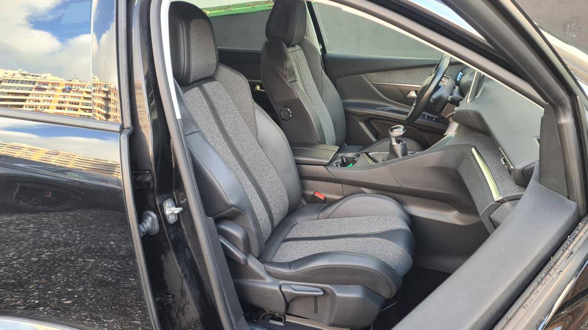 peugeot-5008-2019-diesel-1499cc