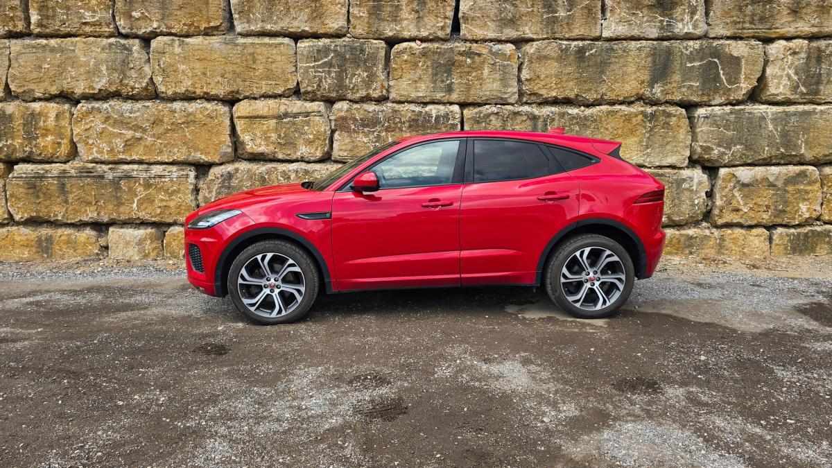 jaguar-e-pace-2018-diesel-1999cc