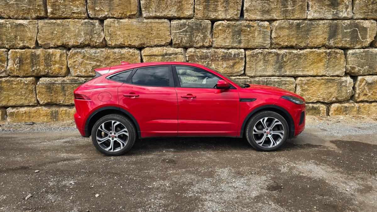 jaguar-e-pace-2018-diesel-1999cc