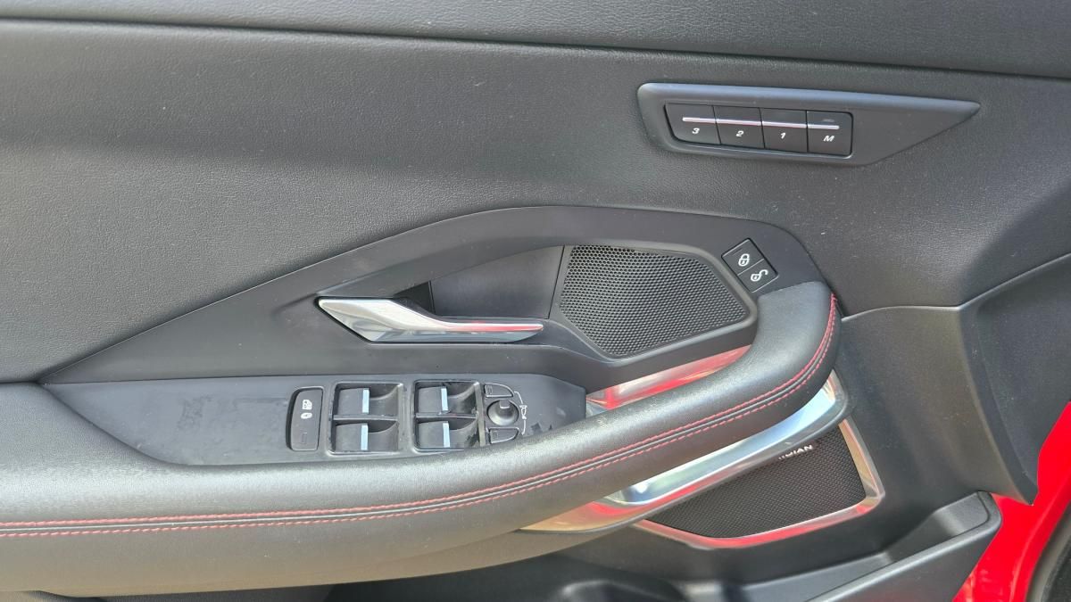 jaguar-e-pace-2018-diesel-1999cc