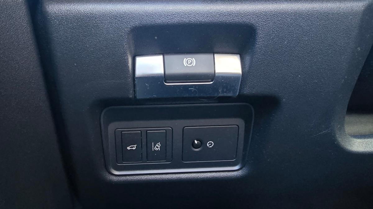 jaguar-e-pace-2018-diesel-1999cc