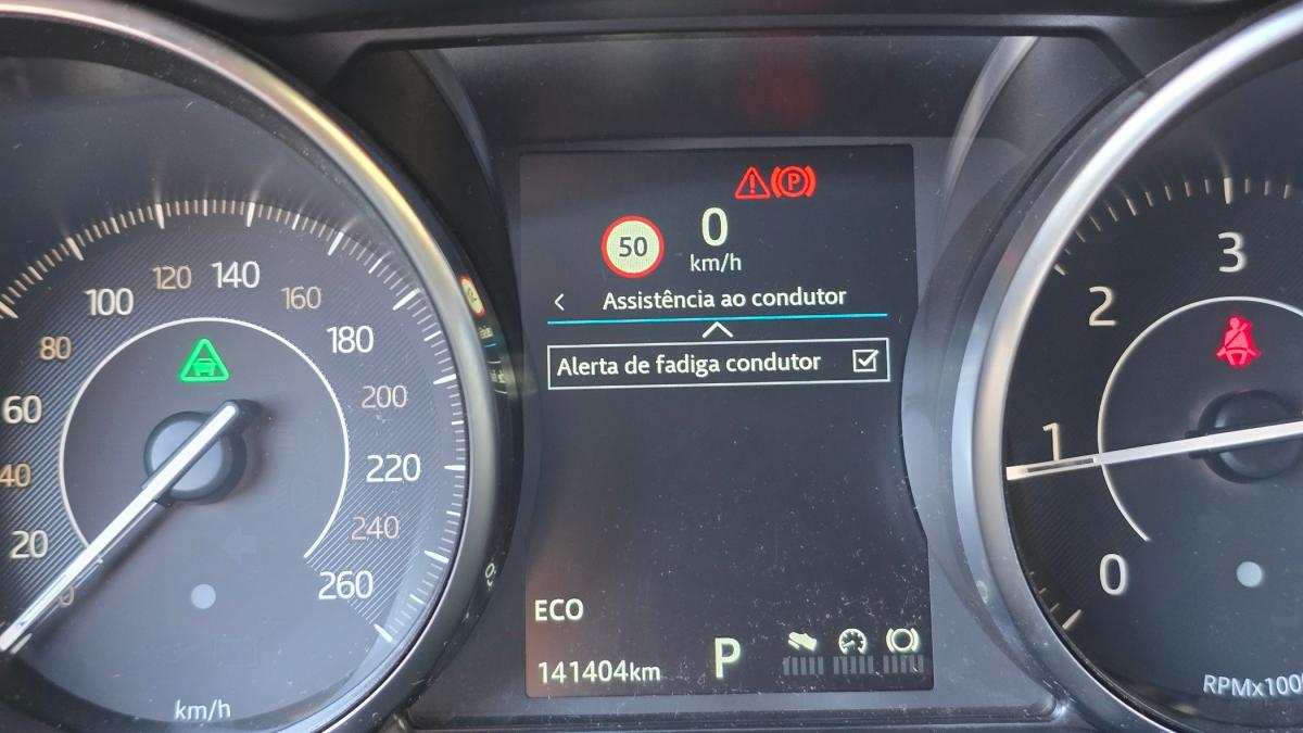 jaguar-e-pace-2018-diesel-1999cc