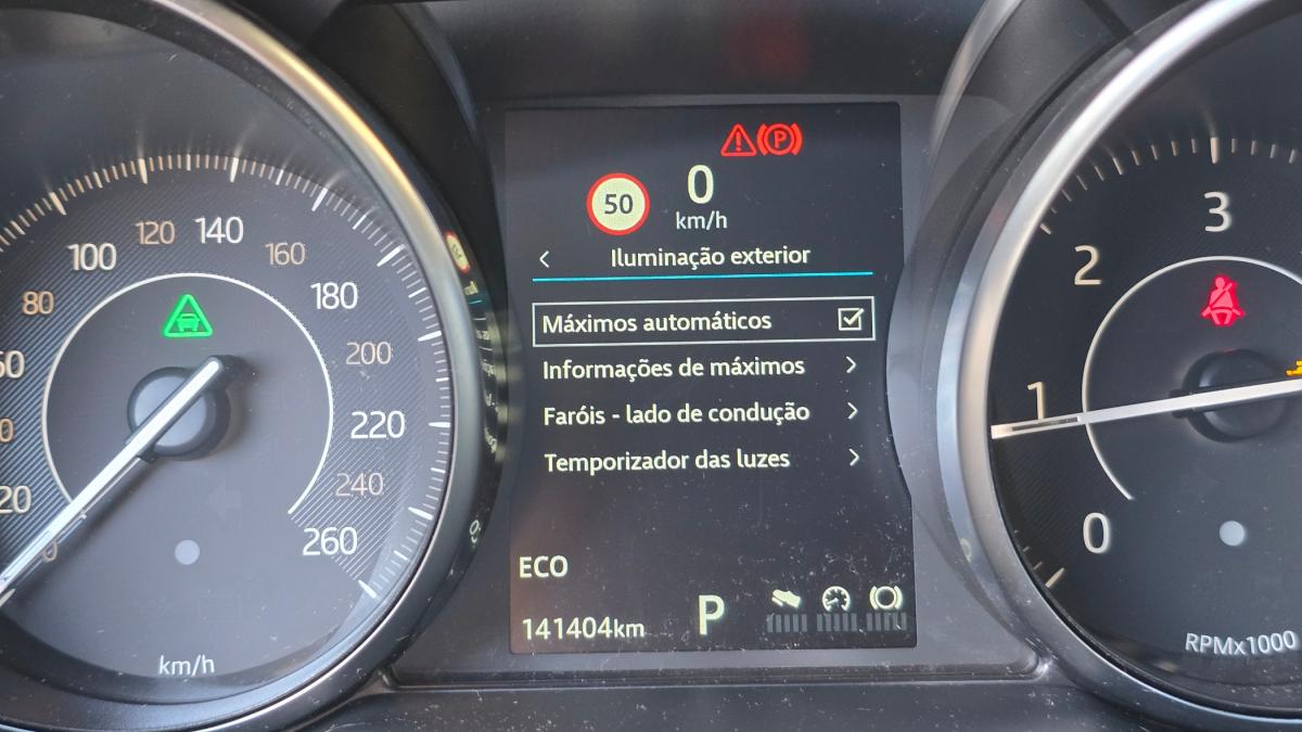 jaguar-e-pace-2018-diesel-1999cc