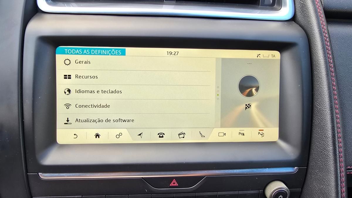 jaguar-e-pace-2018-diesel-1999cc