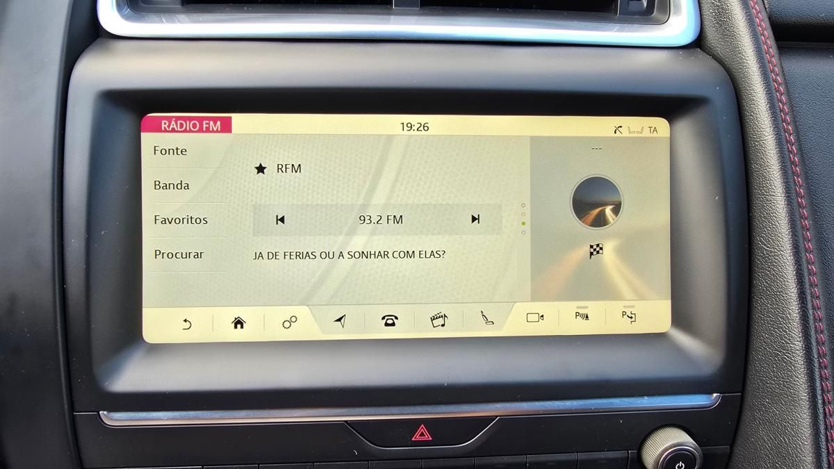 jaguar-e-pace-2018-diesel-1999cc