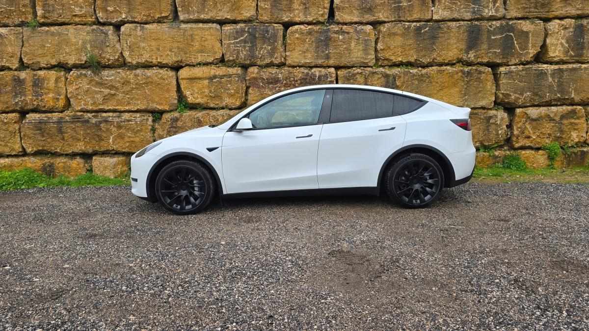 tesla-model-y-2022-eletrico-0cc