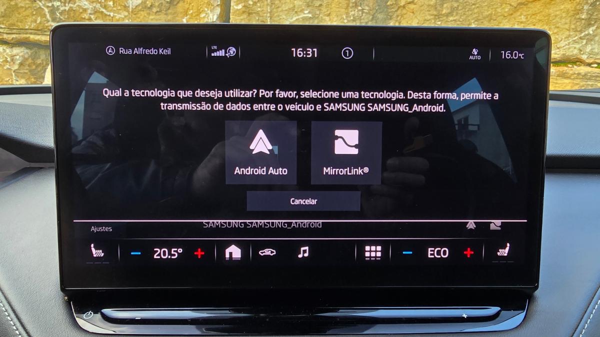 skoda-enyaq-2023-eletrico-0cc