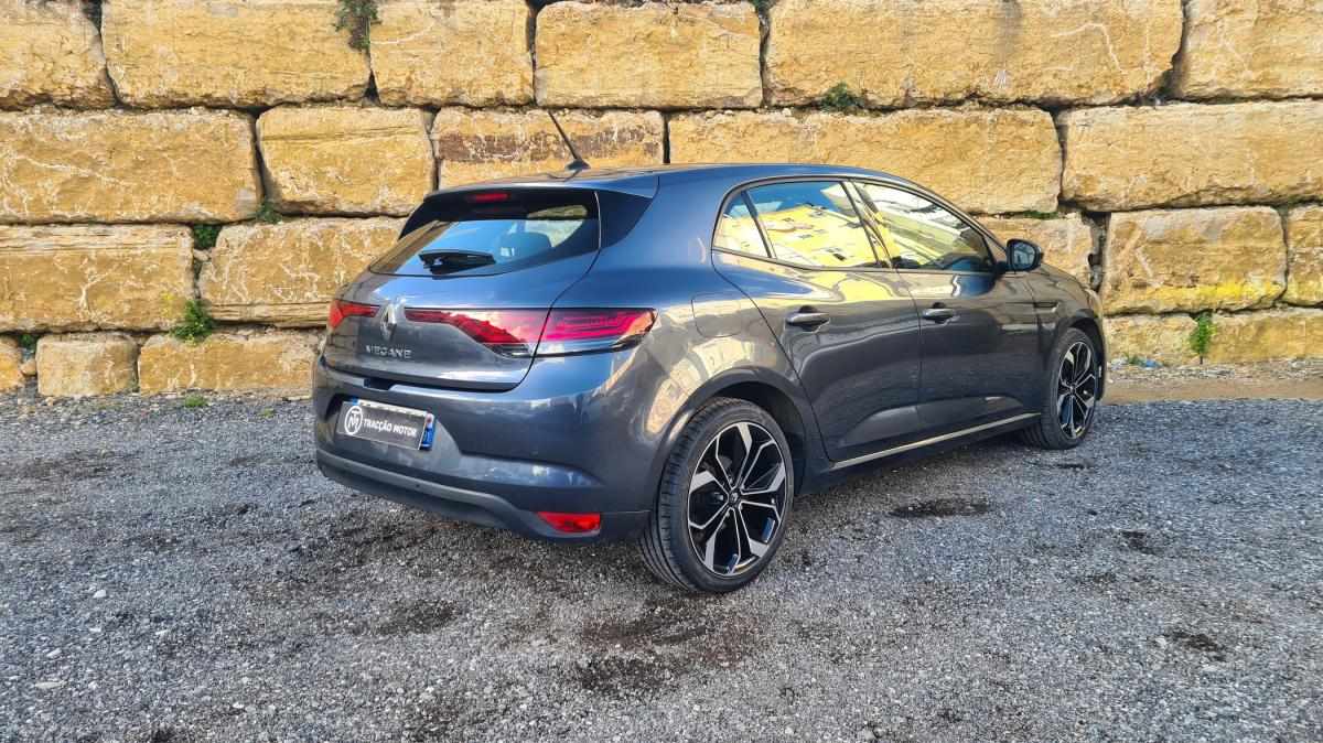 renault-megane-2022-diesel-1461cc