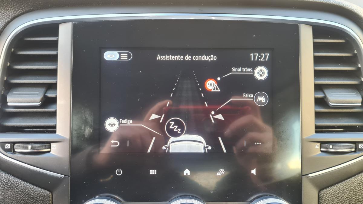 renault-megane-2022-diesel-1461cc