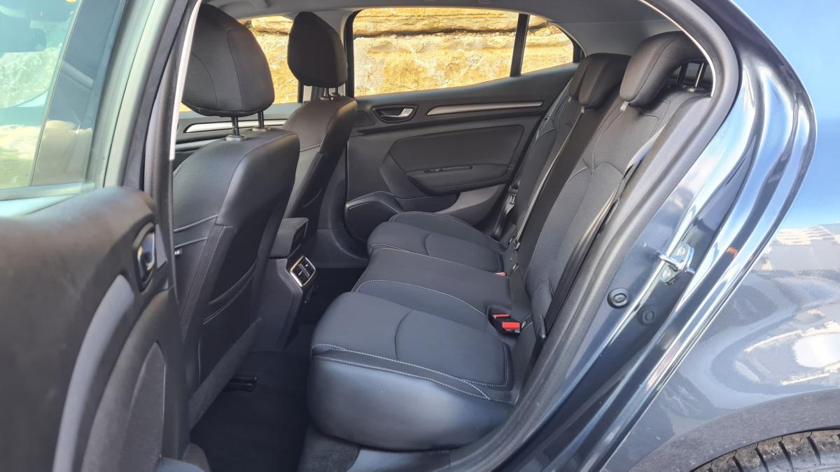 renault-megane-2022-diesel-1461cc
