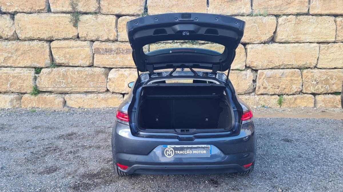 renault-megane-2022-diesel-1461cc