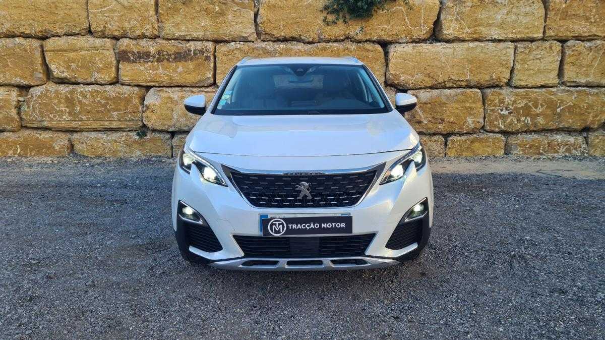 peugeot-5008-2018-diesel-1560cc
