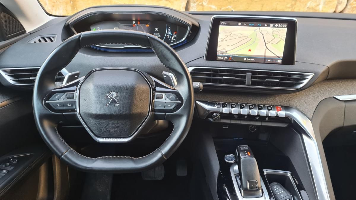 peugeot-5008-2018-diesel-1560cc