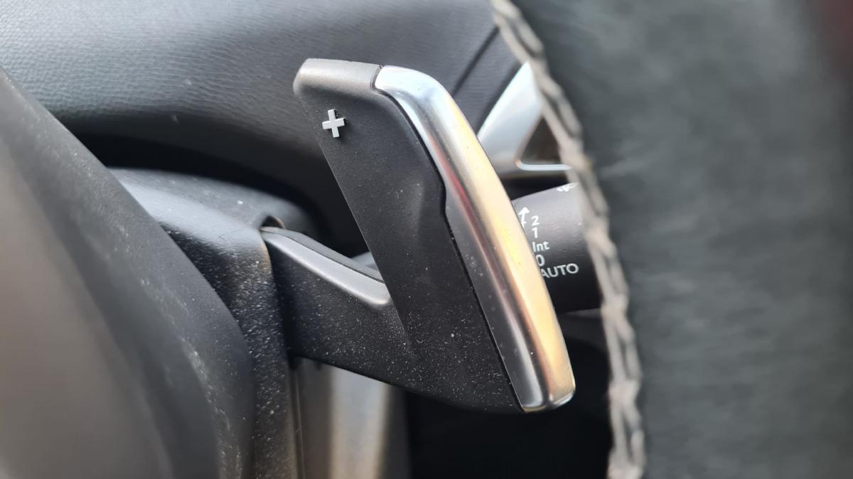 peugeot-5008-2018-diesel-1560cc