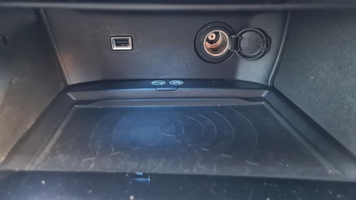 peugeot-5008-2018-diesel-1560cc