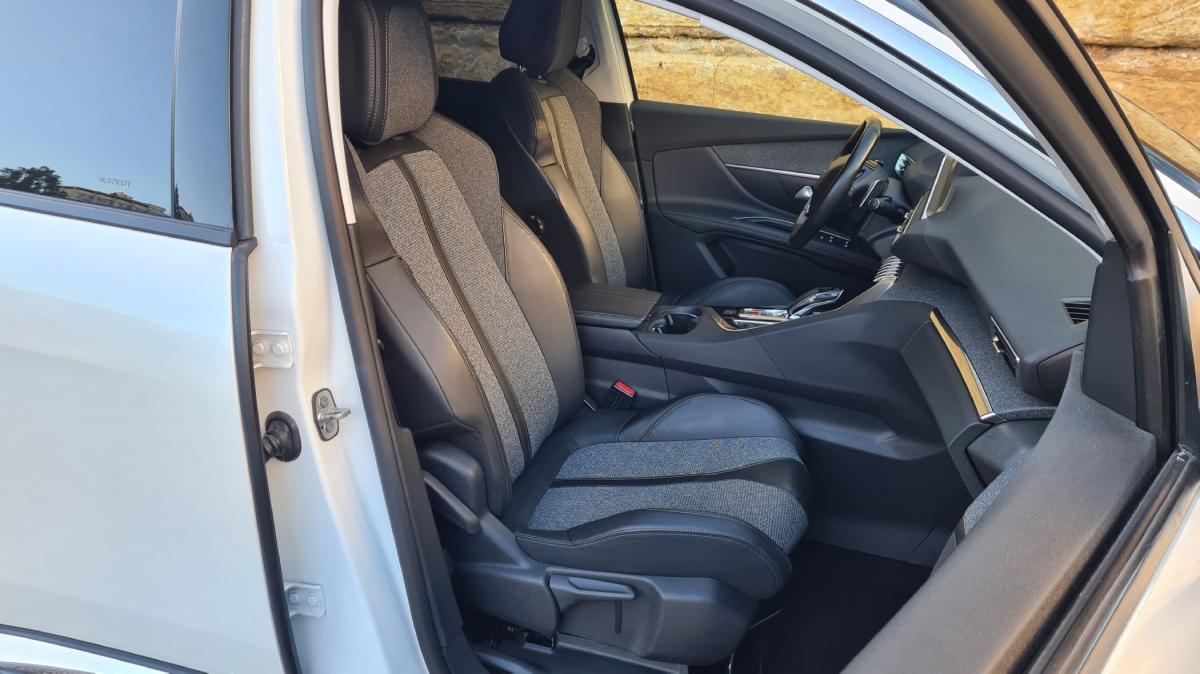 peugeot-5008-2018-diesel-1560cc