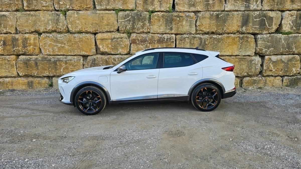 cupra-formentor-2023-hibrido-a-gasolina-1395cc