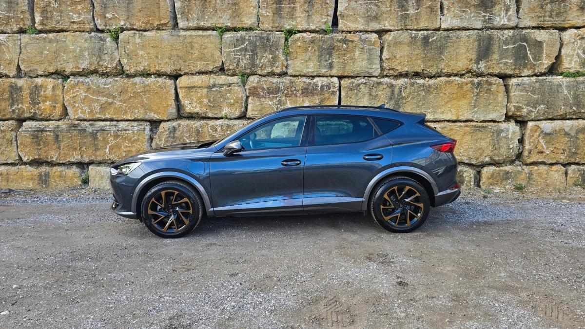 cupra-formentor-2022-hibrido-a-gasolina-1395cc
