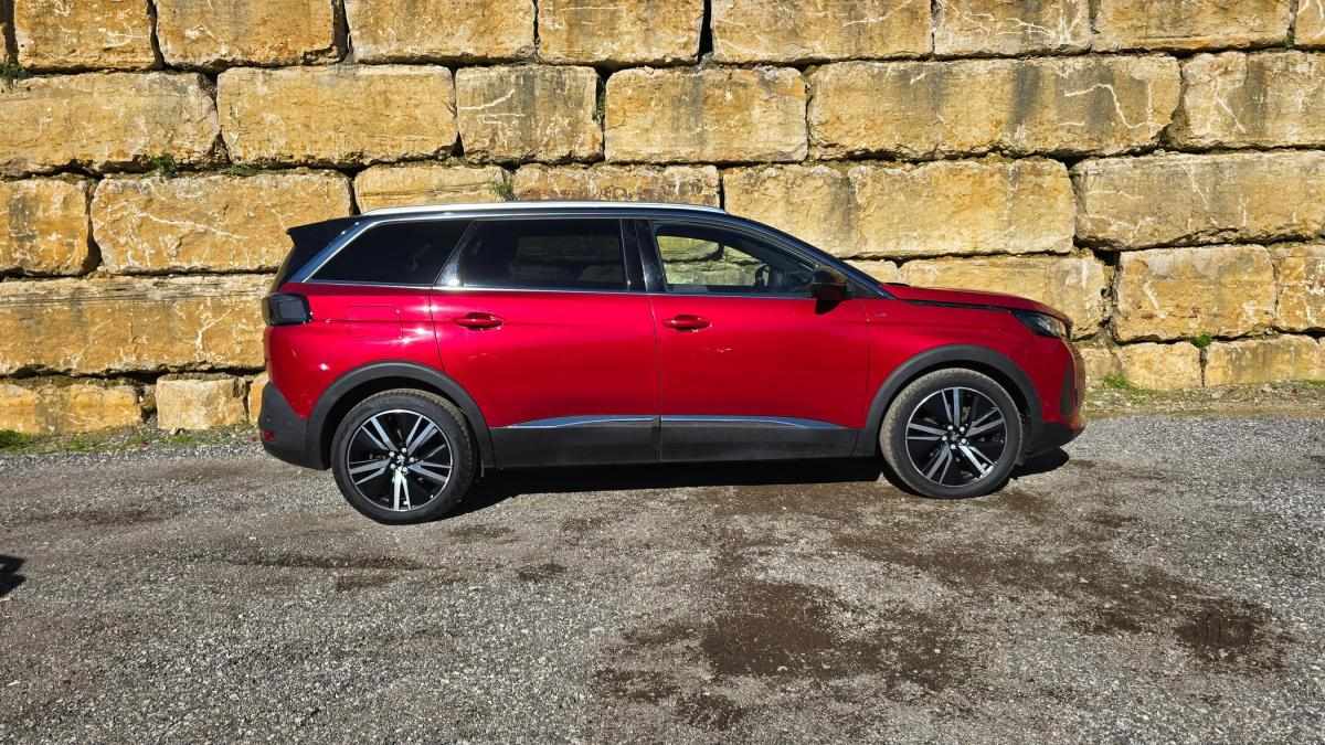 peugeot-5008-2021-diesel-1499cc
