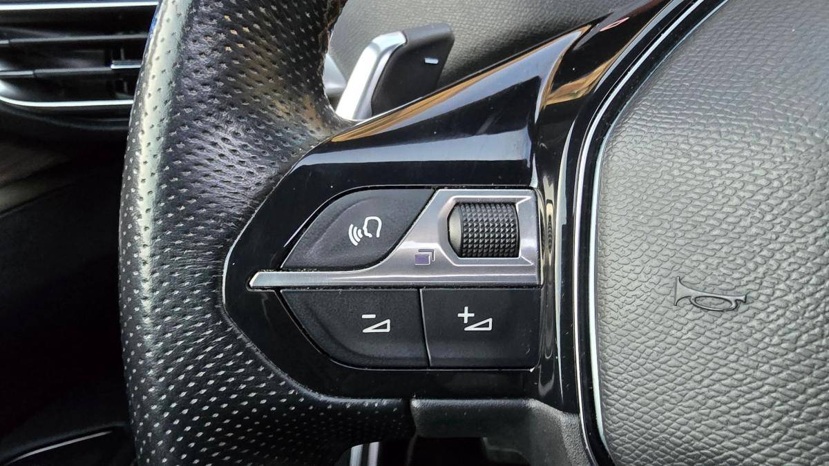 peugeot-5008-2021-diesel-1499cc