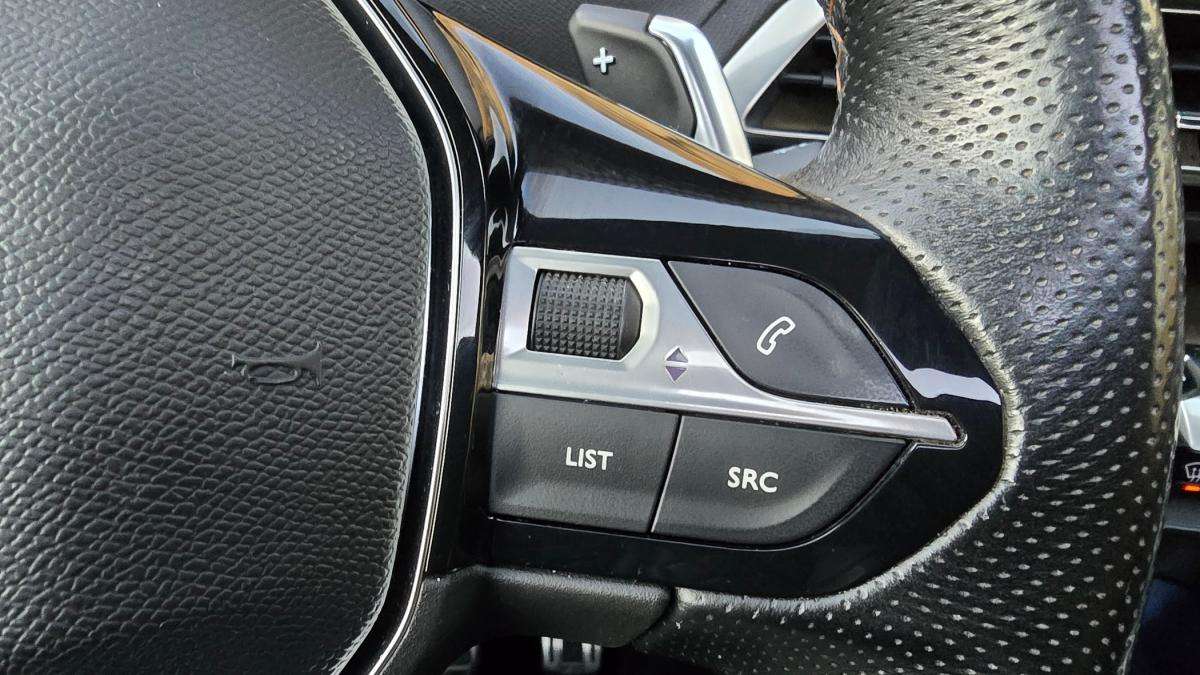 peugeot-5008-2021-diesel-1499cc