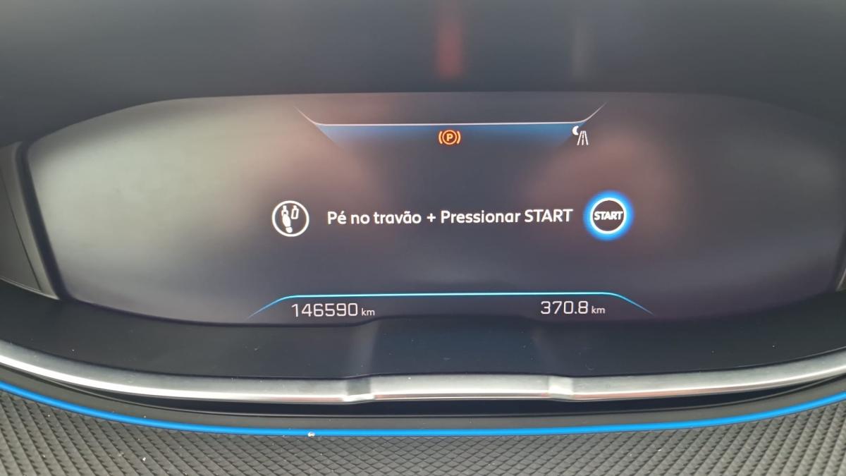 peugeot-5008-2021-diesel-1499cc