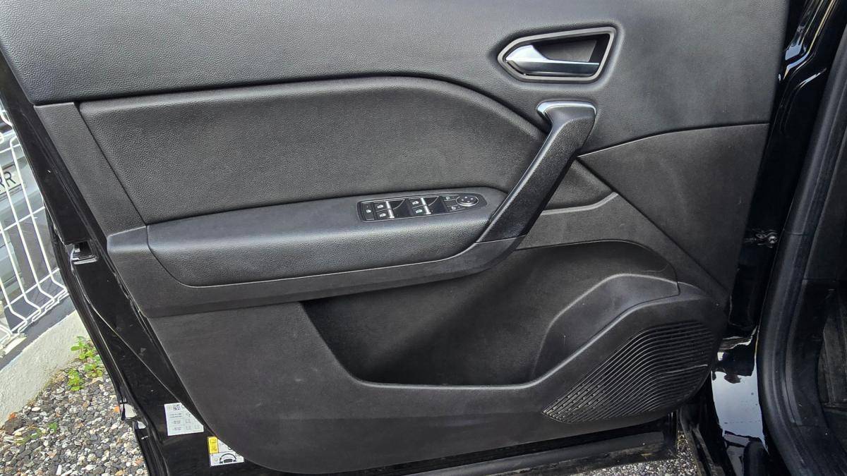 renault-captur-2022-hibrido-a-gasolina-1598cc