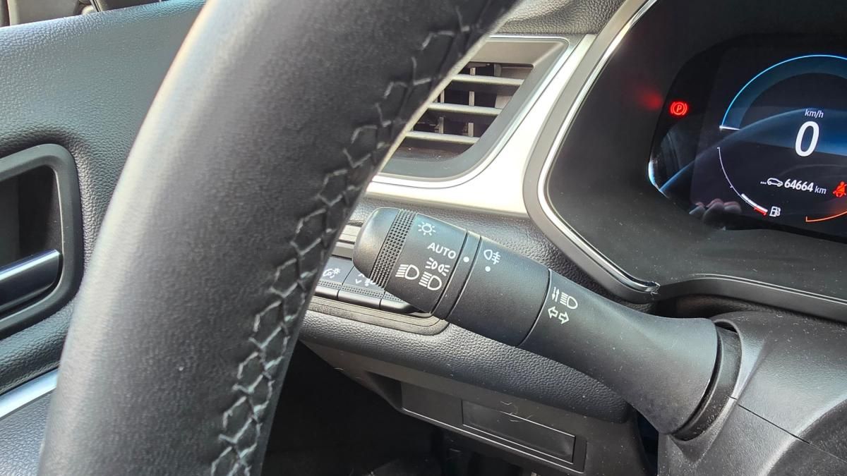 renault-captur-2022-hibrido-a-gasolina-1598cc