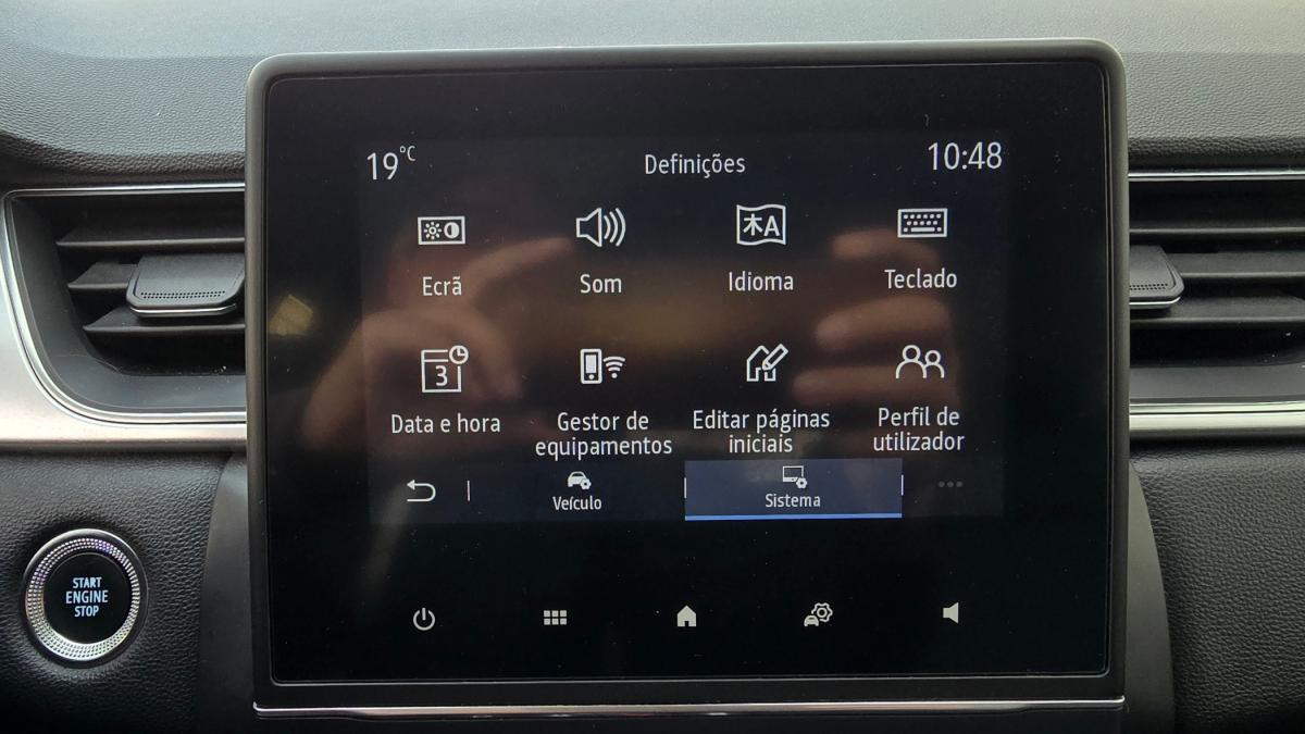 renault-captur-2022-hibrido-a-gasolina-1598cc