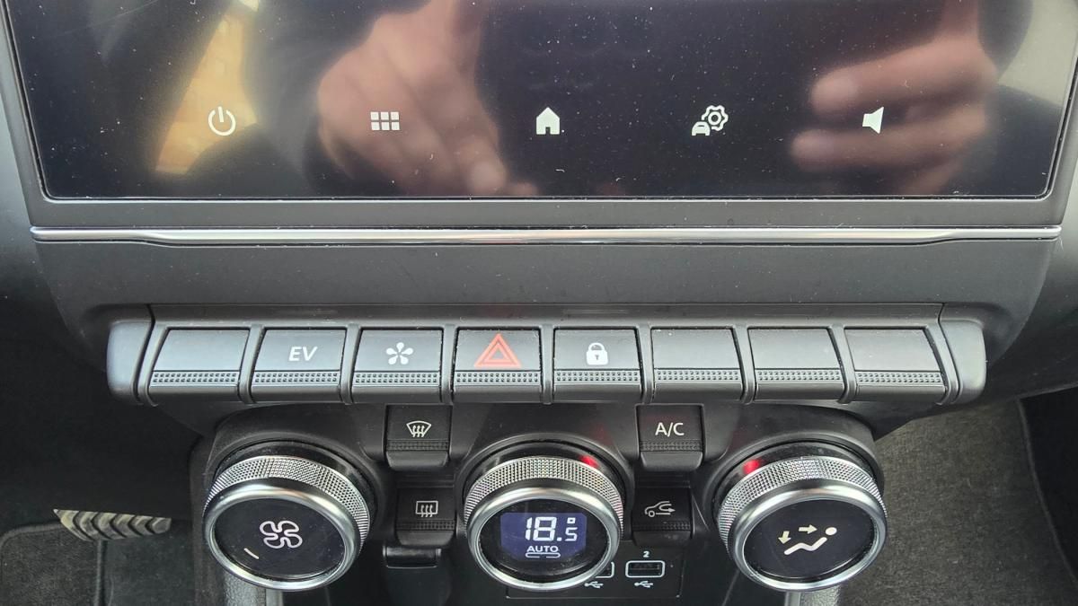 renault-captur-2022-hibrido-a-gasolina-1598cc