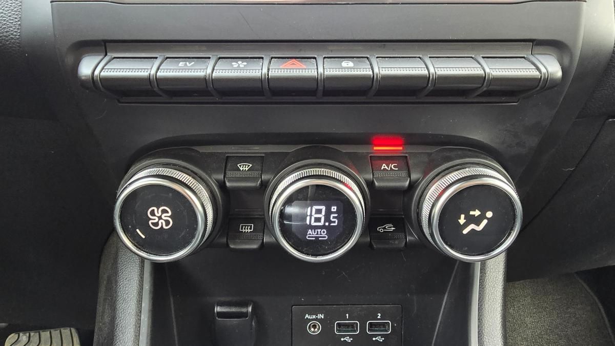 renault-captur-2022-hibrido-a-gasolina-1598cc